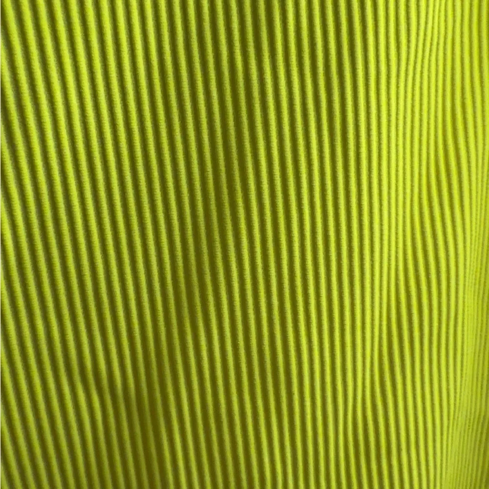 Lululemon Power Pivot Ribbed Tank - Picture 4 of 4